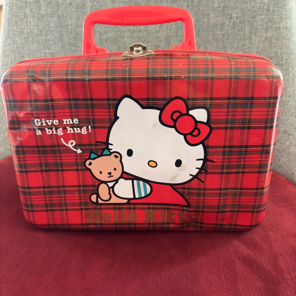 Vintage Red Plaid Sanrio Hello Kitty Lunchbox/Suitcase
